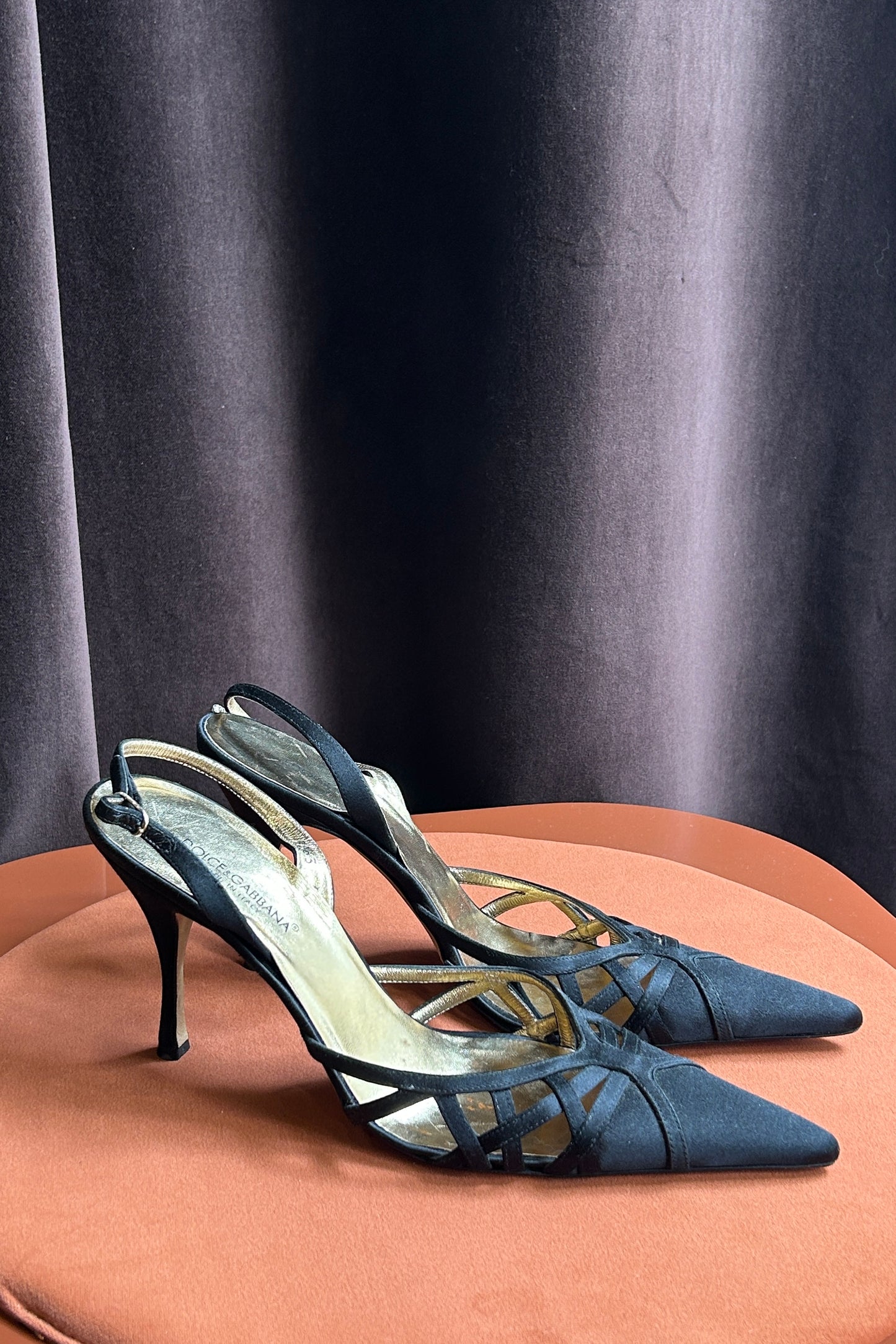 Vintage Black Pointed-Toe Pumps Dolce & Gabbana, 2000s