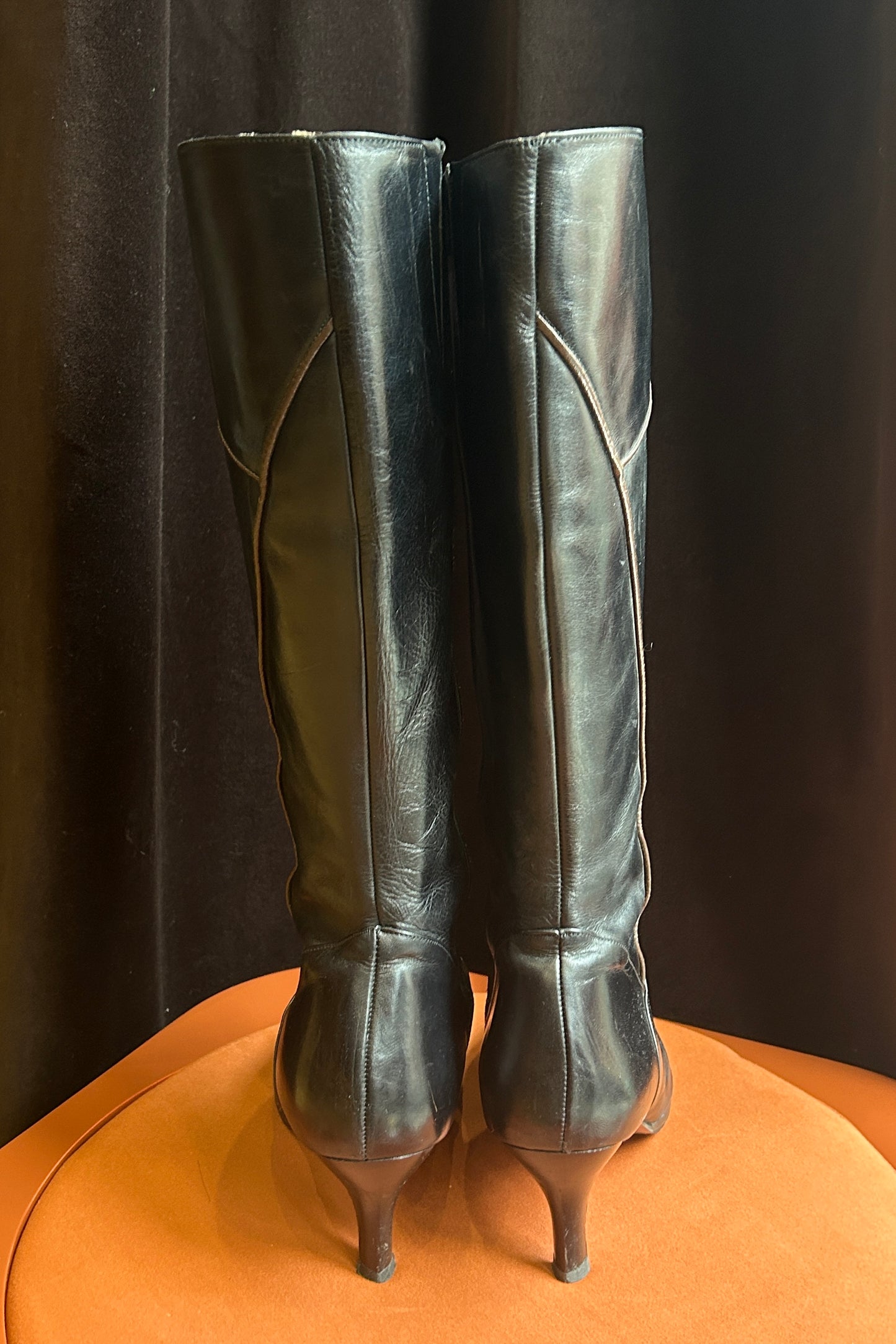 Bottes noires Y2K