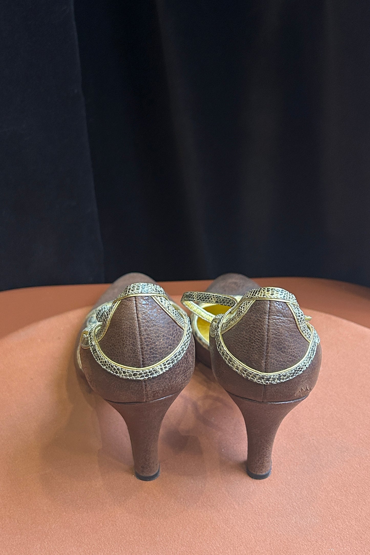 Prada brown-gold pumps