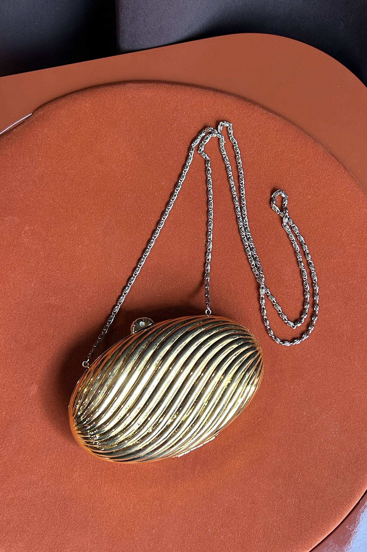 1980s – Gold Metal Evening Clutch