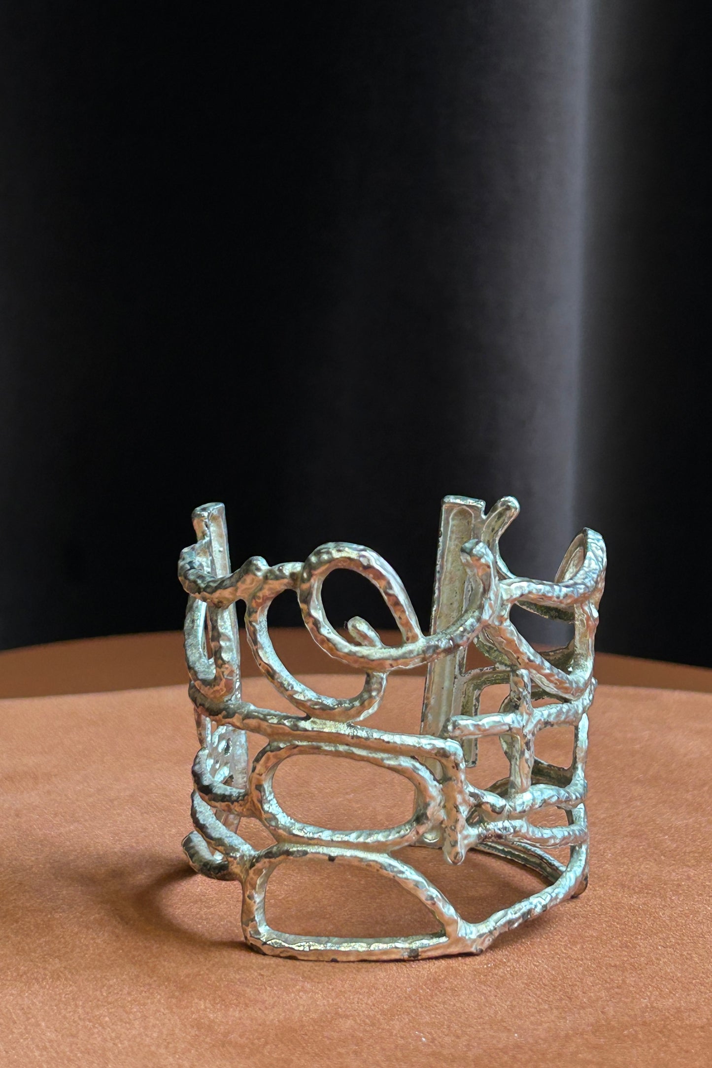 Vintage Silver-Tone Logo Cuff Bracelet – Dolce Vita