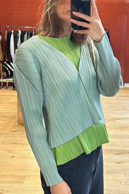 Pleated cardigan