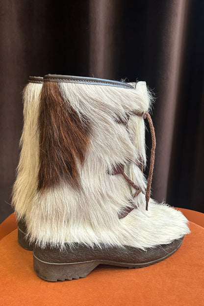 1970s Goat Hair Après-Ski Boots – Warm, Unique & Vintage