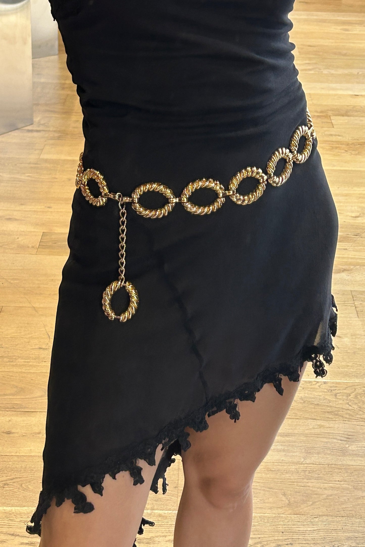 Vintage 1980s–90s Twisted Gold Chain Belt