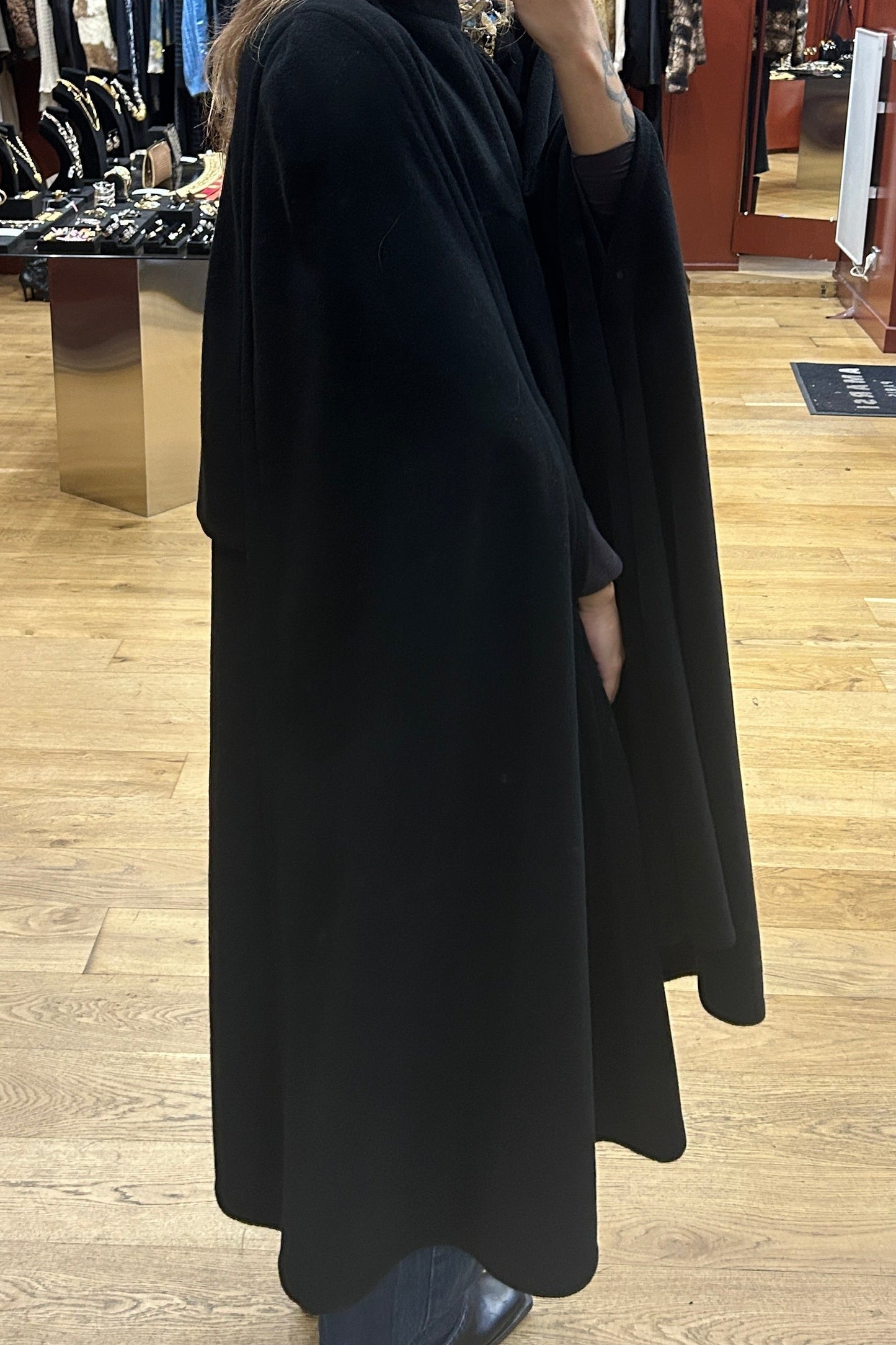 Vintage Marianne Gray 80s Black Cape