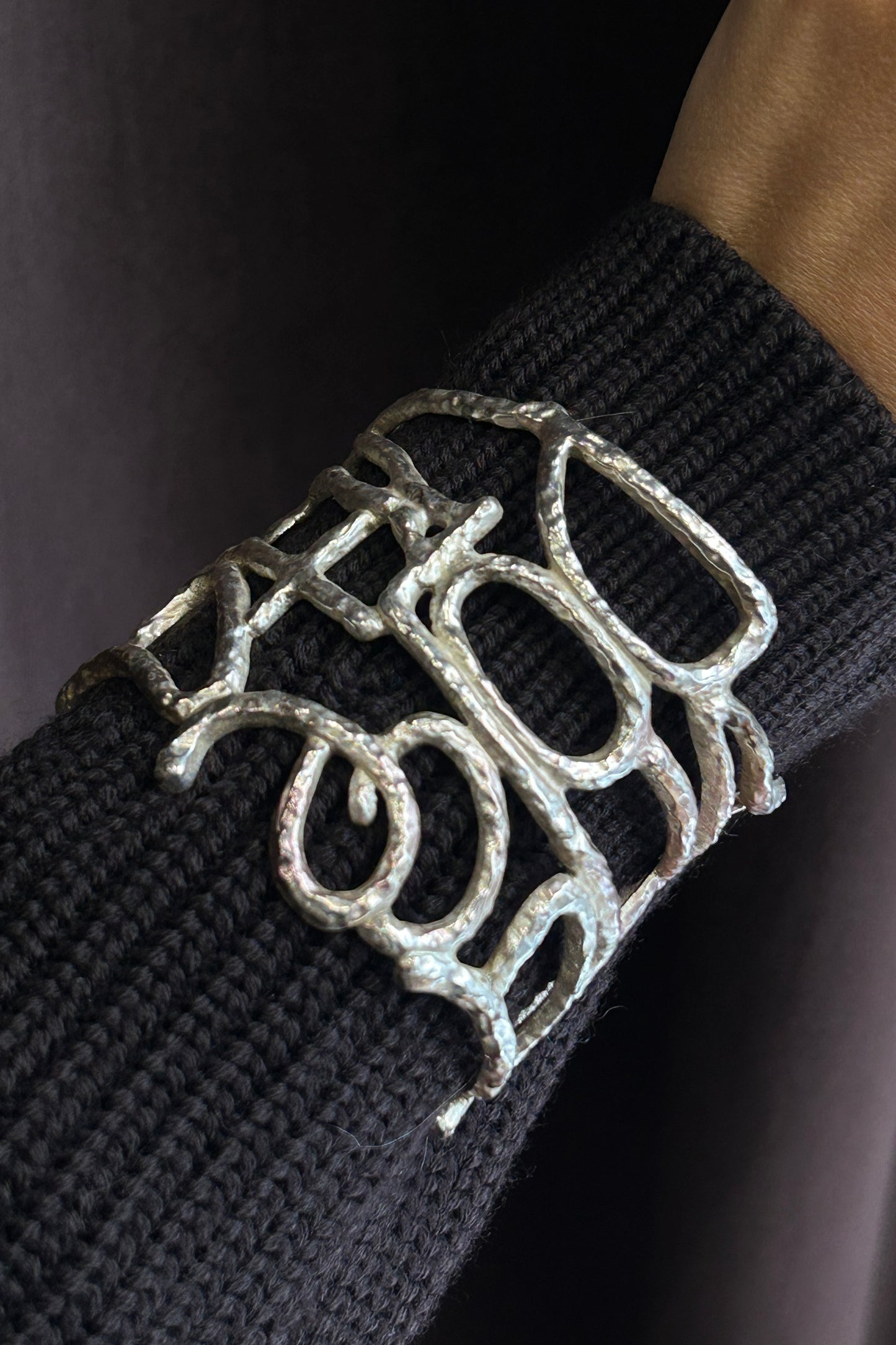 Vintage Silver-Tone Logo Cuff Bracelet – Dolce Vita