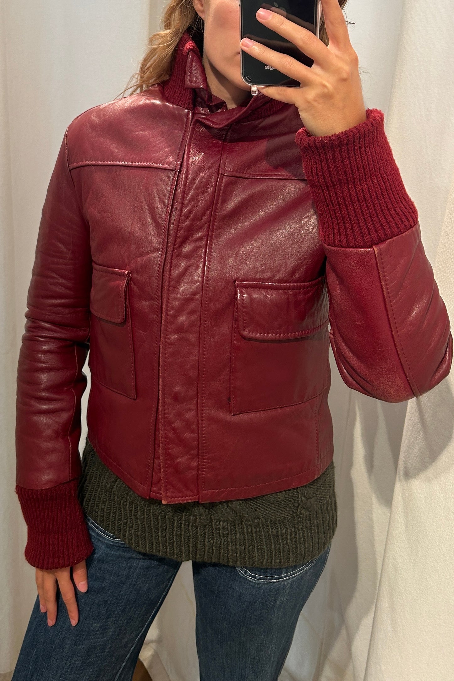 Veste en cuir bordeaux