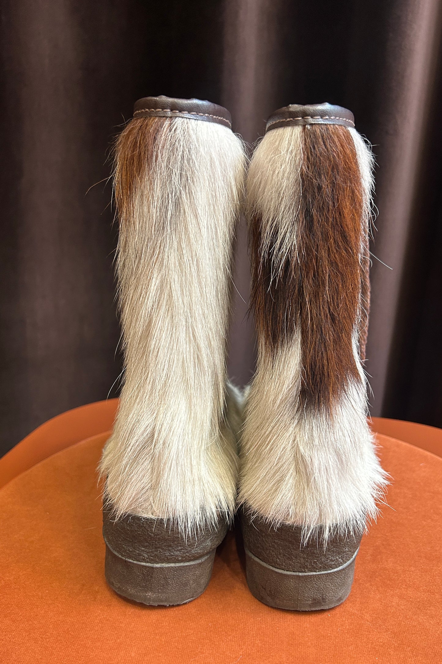 1970s Goat Hair Après-Ski Boots – Warm, Unique & Vintage