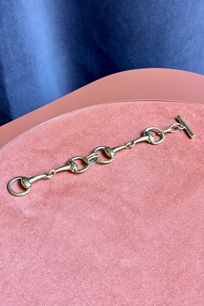 Gold-Tone Metal Wristband – Hermès-Inspired Design