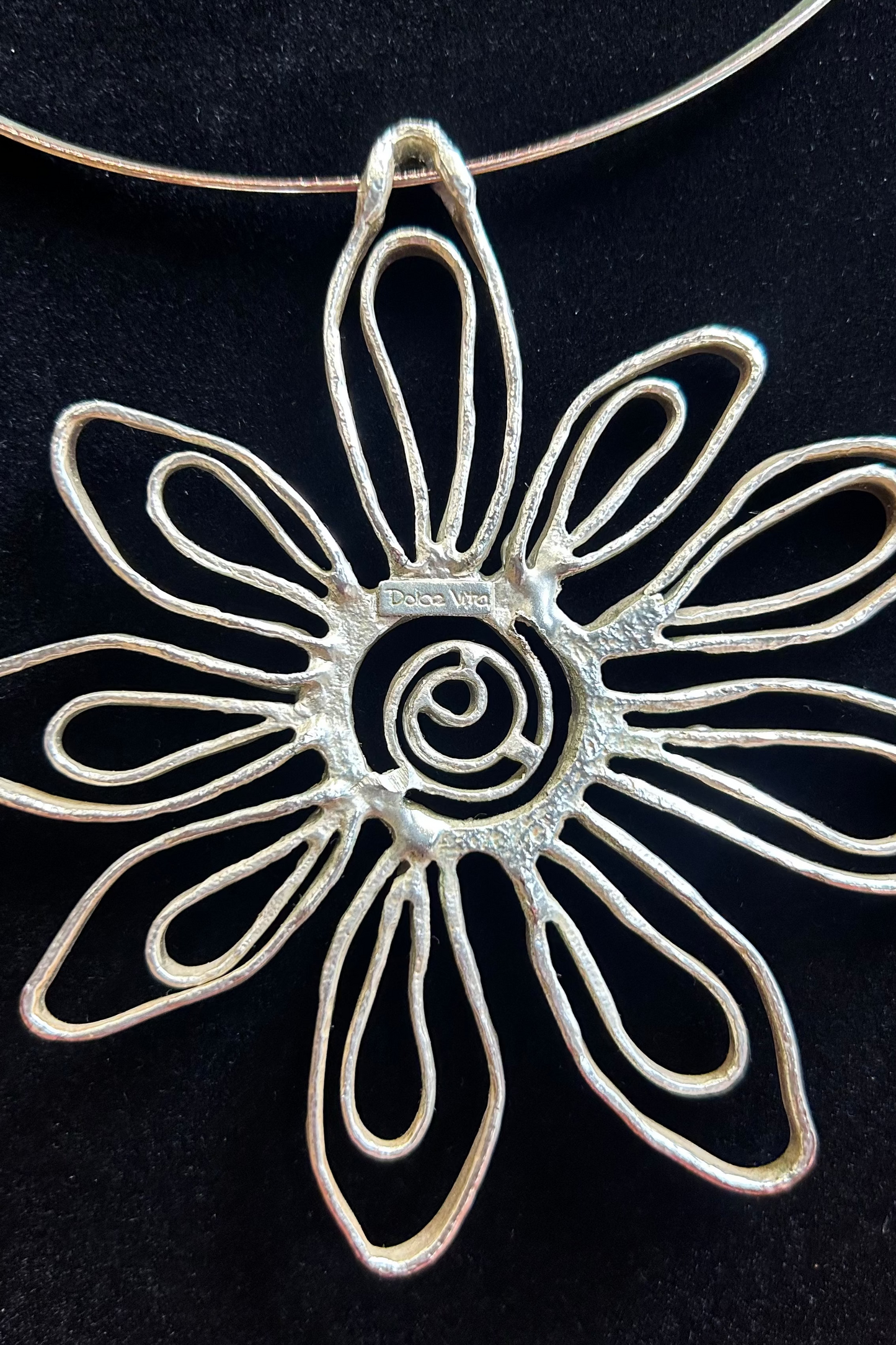 Vintage Dolce Vita Silver-Tone Necklace with Large Flower