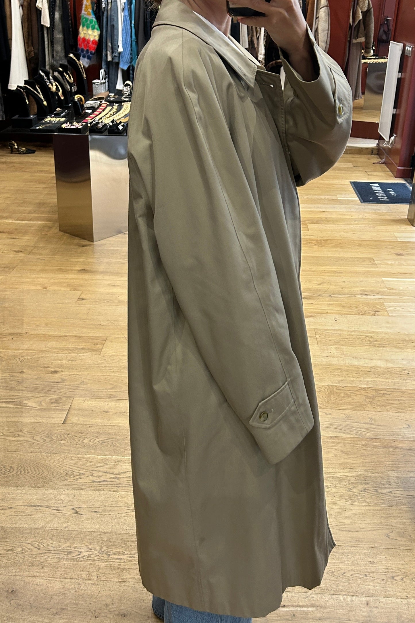 Vintage Classic Long Trench Coat – Burberry