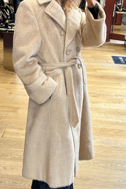 Vintage 70s Beige Mohair Coat
