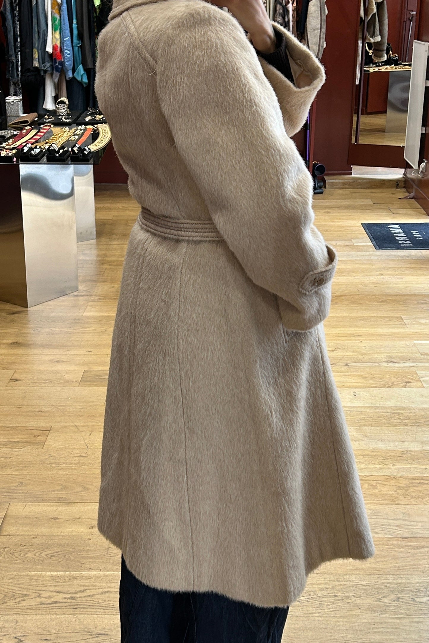 Vintage 70s Beige Mohair Coat
