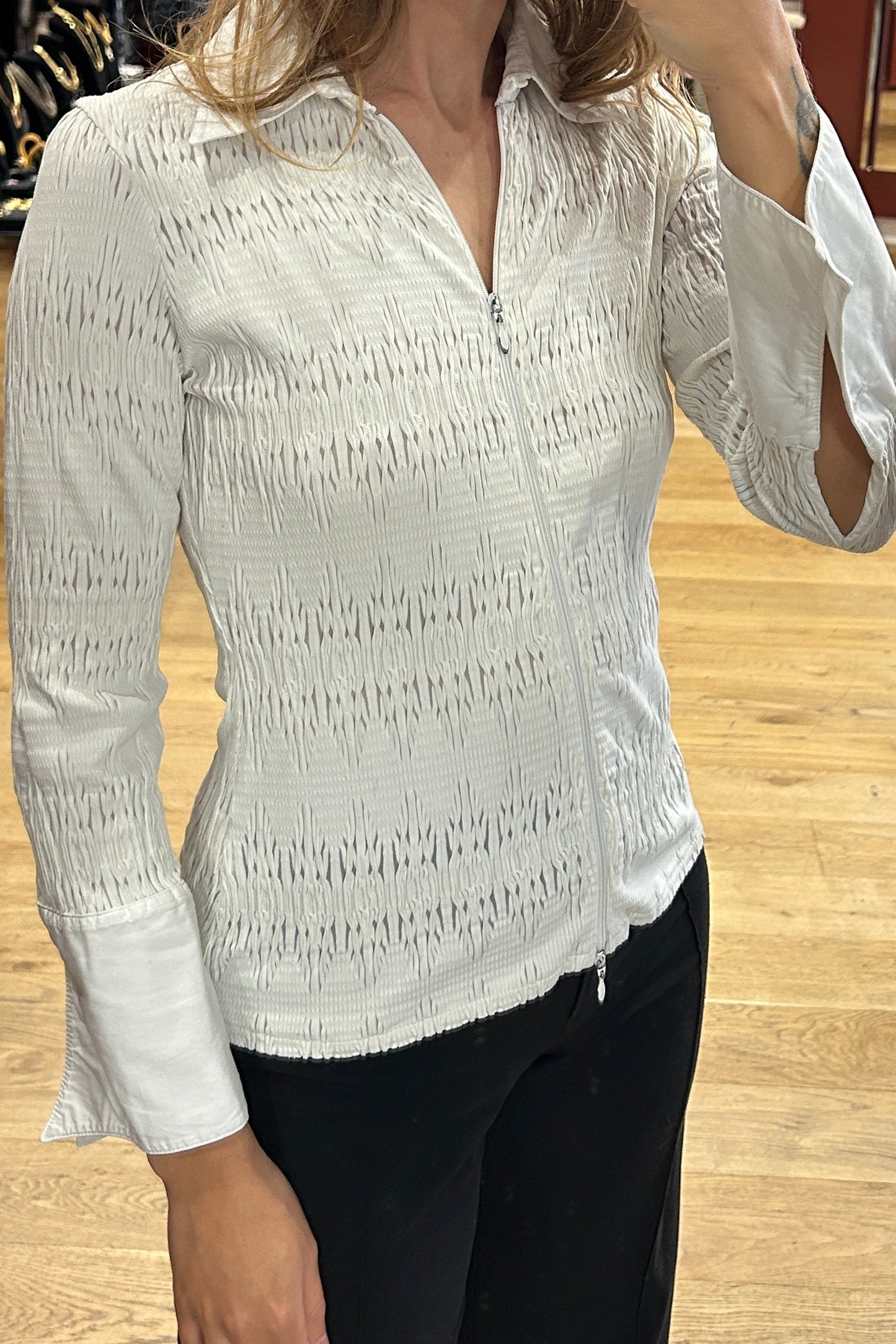 Vintage White stretch shirt