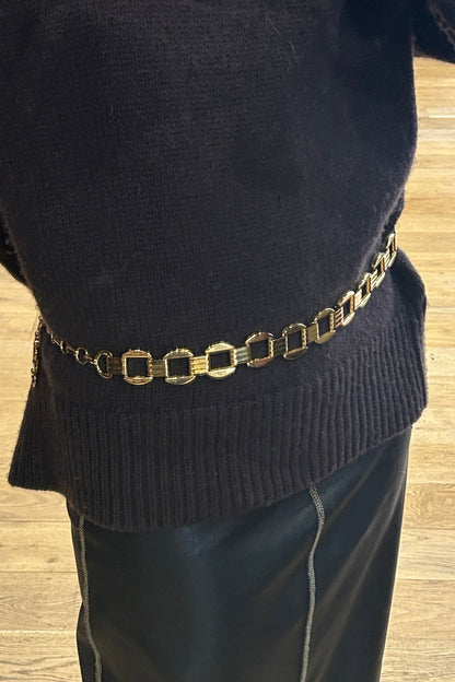 Gold Rectangular Open-Link Chain Belt – Adjustable Vintage Elegance