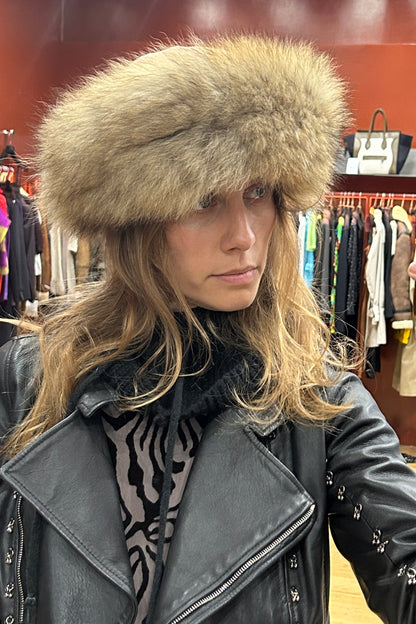 Vintage 1980s Brown Leather and Wolf Fur Hat