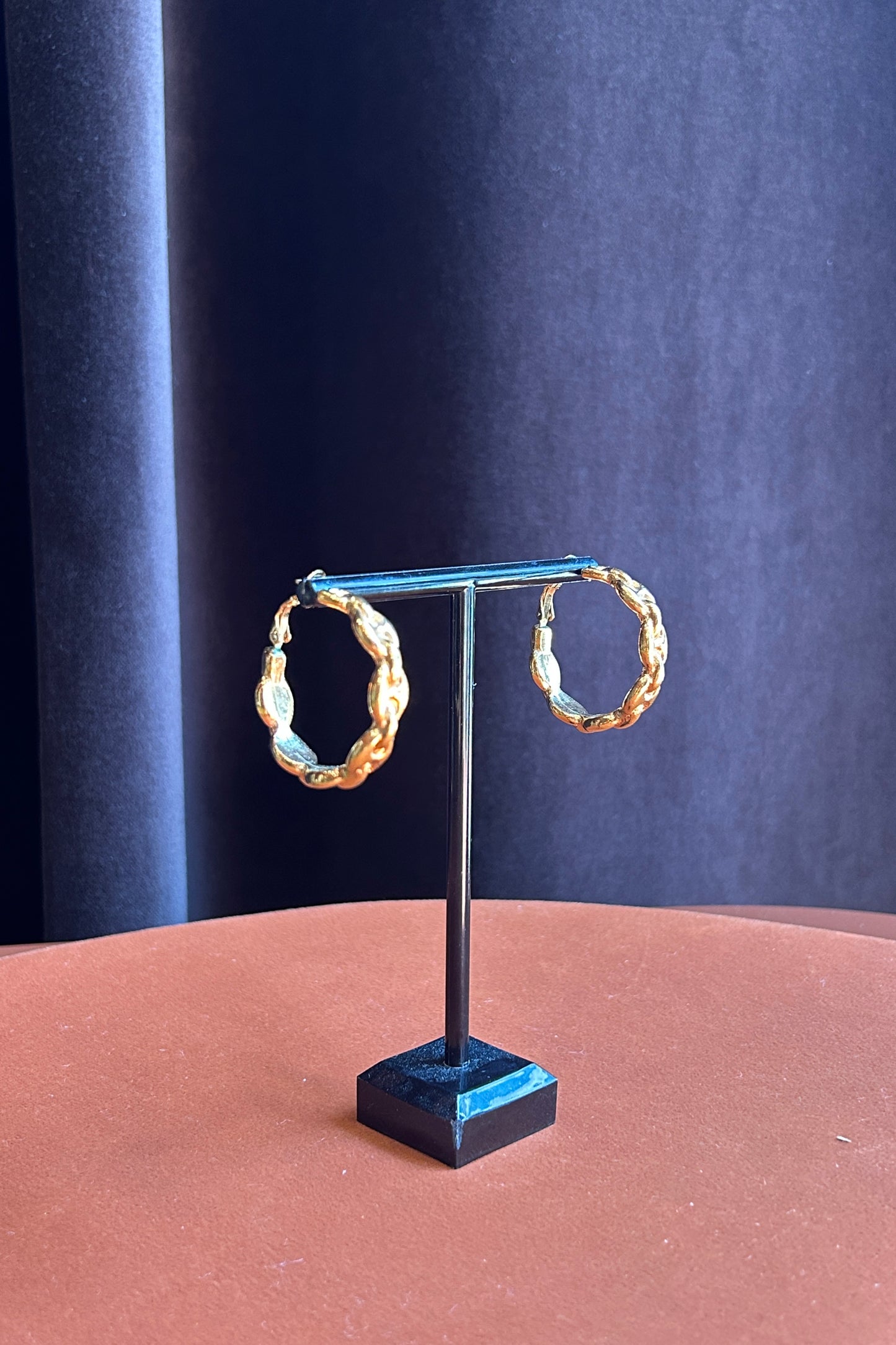 Scooter Link Hoop Earrings – 1990s