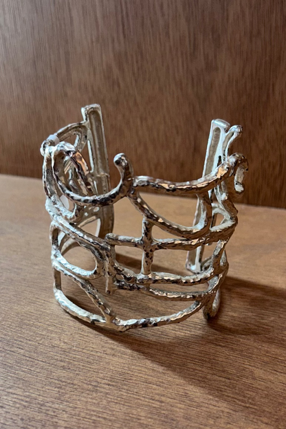 Vintage Silver-Tone Logo Cuff Bracelet – Dolce Vita