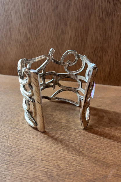 Vintage Silver-Tone Logo Cuff Bracelet – Dolce Vita