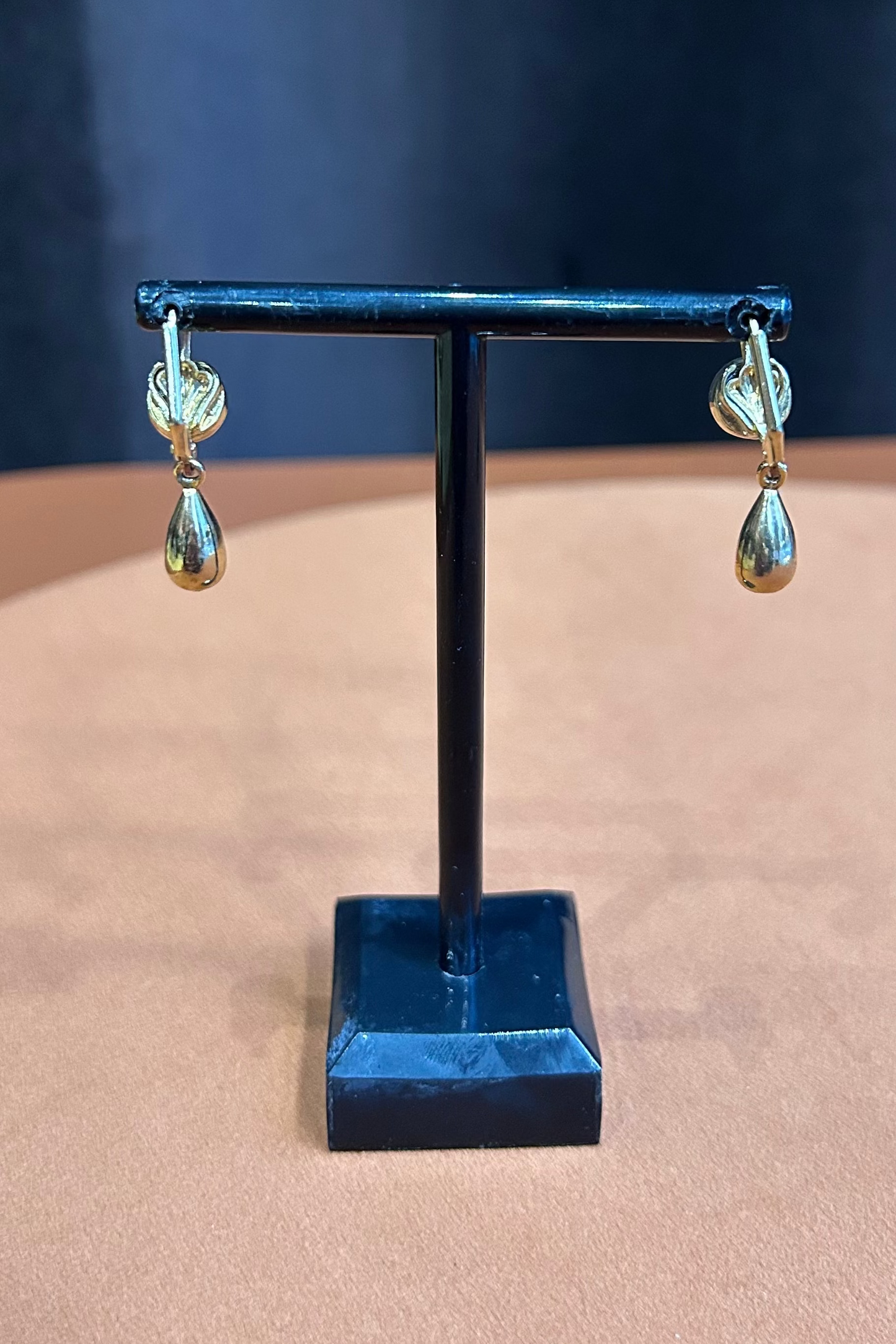 Vintage 90s Gold Earrings