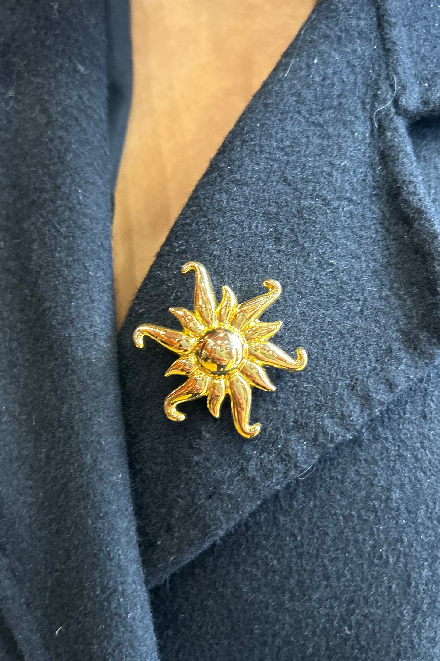 YR Sun Brooch – Vintage