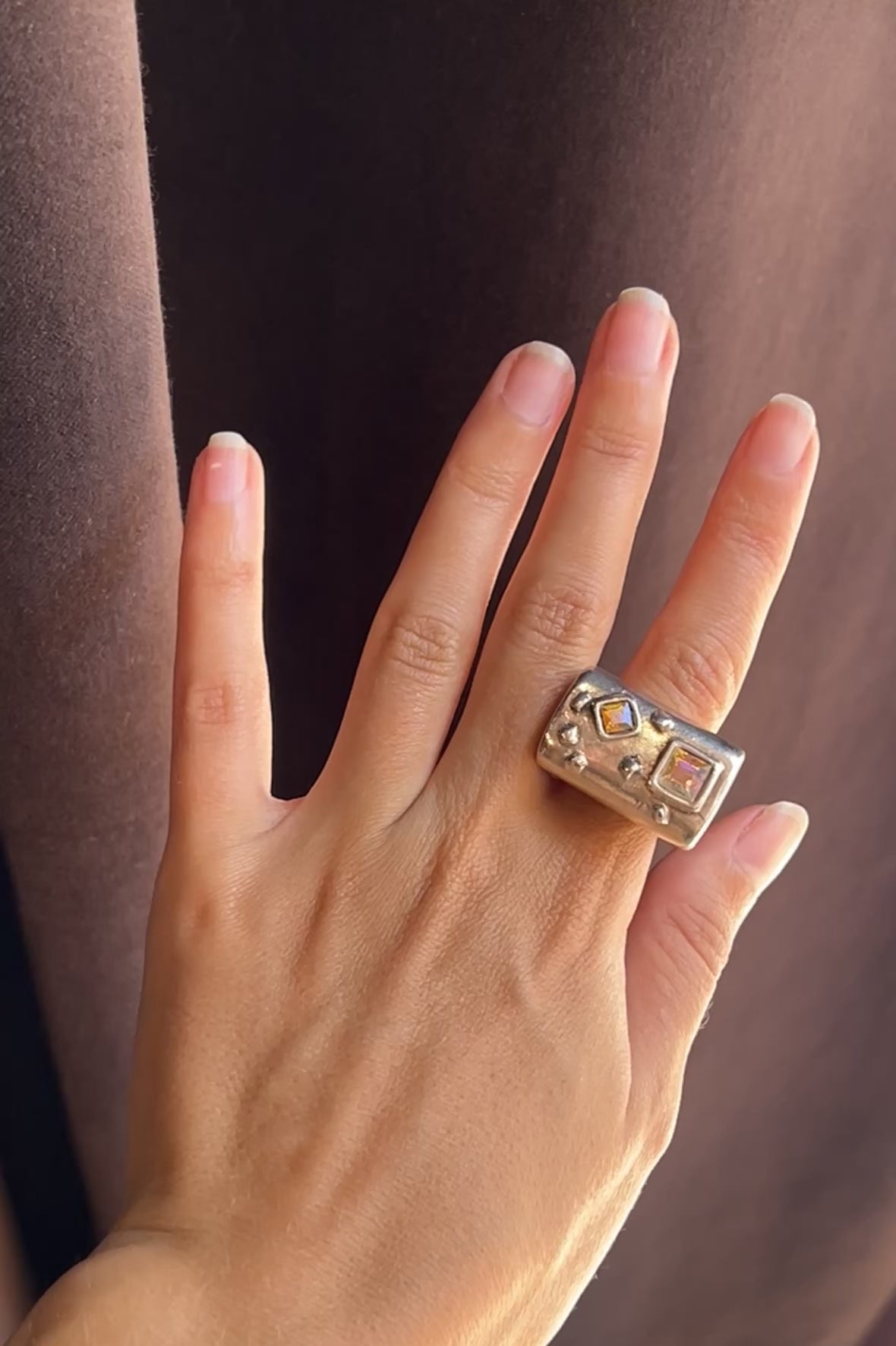 Pointed metal ring